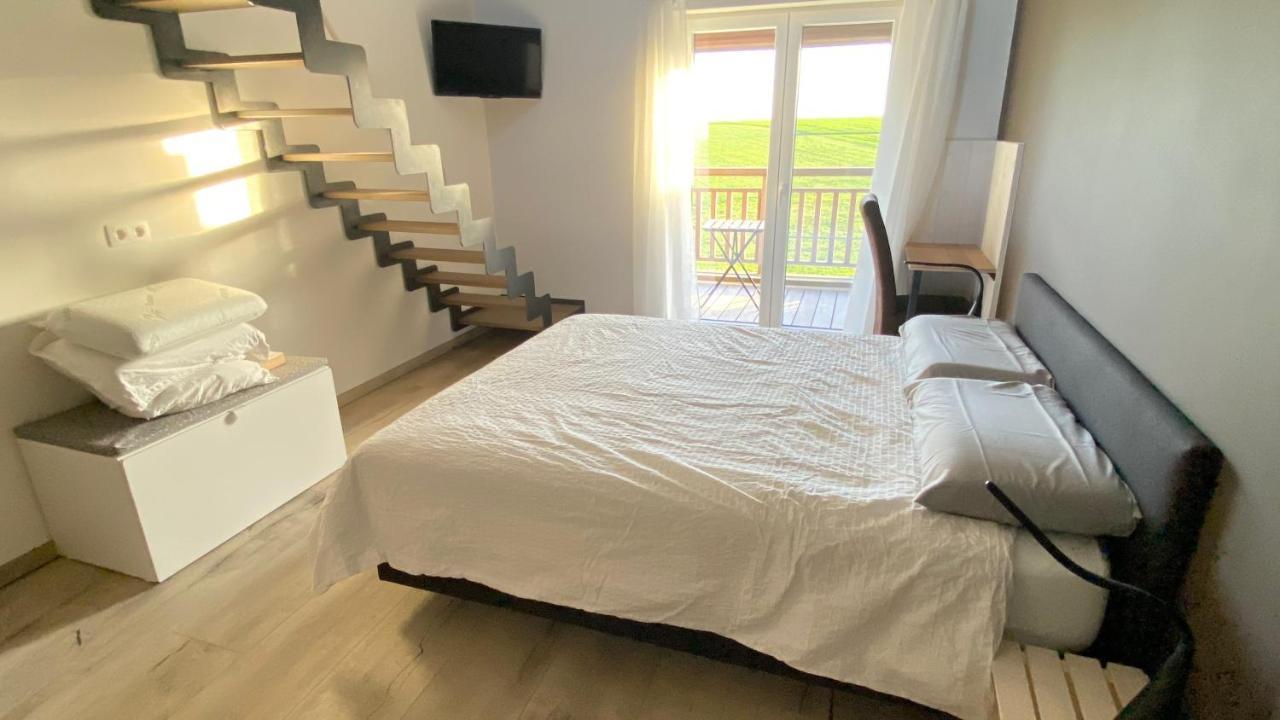 B&B Les Autres Sens Villers-la-Ville Ngoại thất bức ảnh